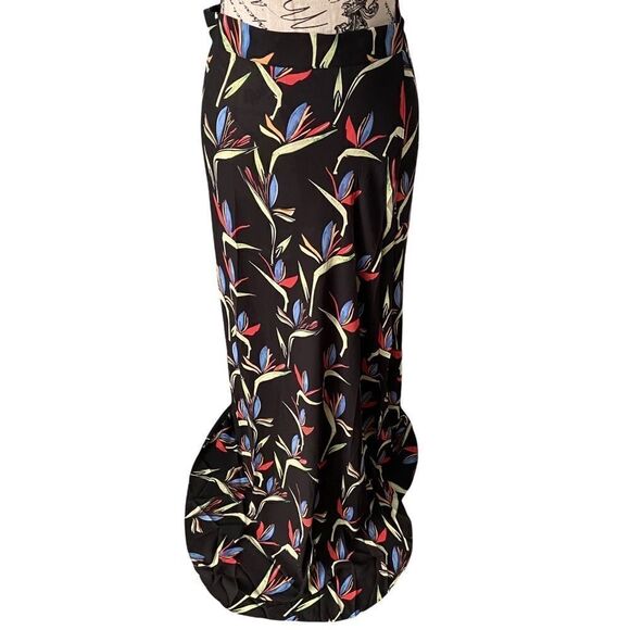 NEW Olivaceous Boho Floral Flowy Maxi Skirt in Size Medium - Picture 9 of 11